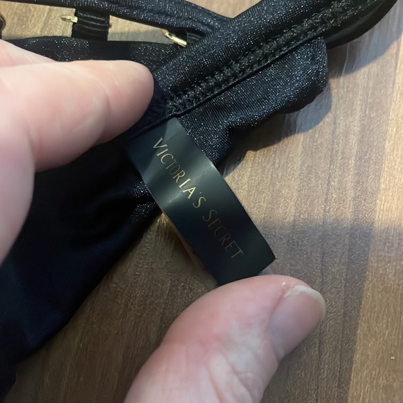 Sexy swimsuit. Victoria’s Secret. - Picture 2 of 2